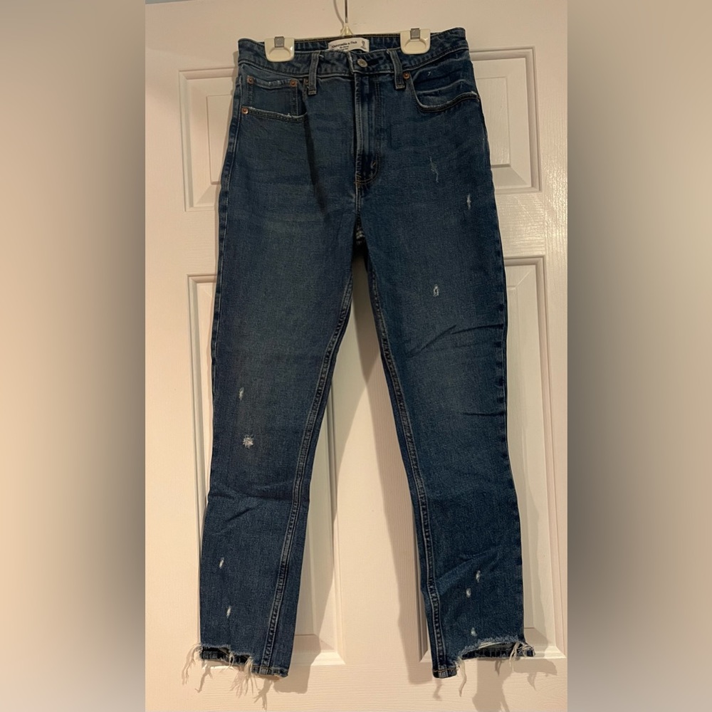 ABERCROMBIE AND FITCH High Rise Skinny Jeans Women’s Size 2 Regular Length